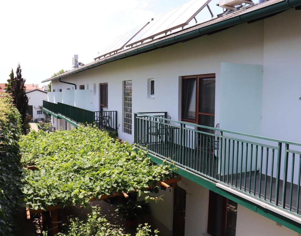 Pension Daniela Steiner Podersdorf am See Exterior foto
